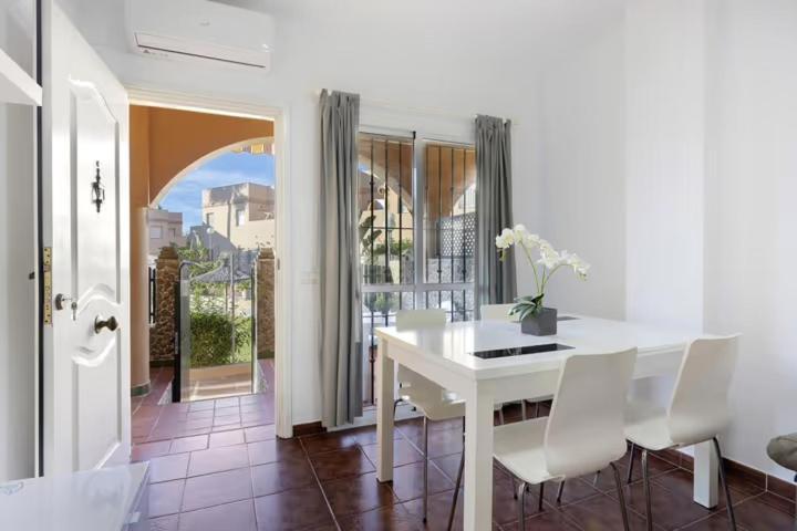 Apartamento La Barrosa Chiclana de la Frontera Esterno foto