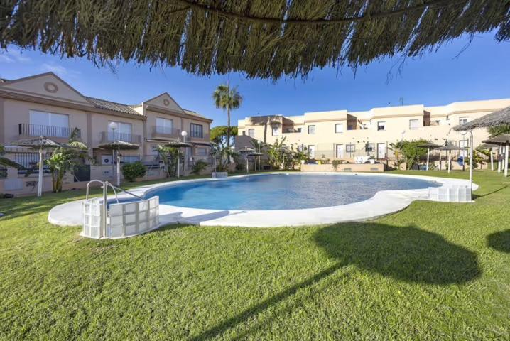 Apartamento La Barrosa Chiclana de la Frontera Esterno foto